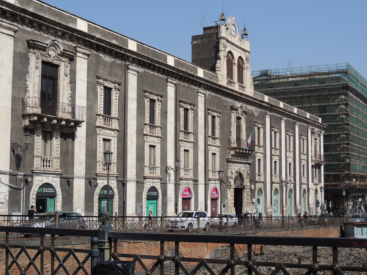 Palazzo Tezzano, Catania