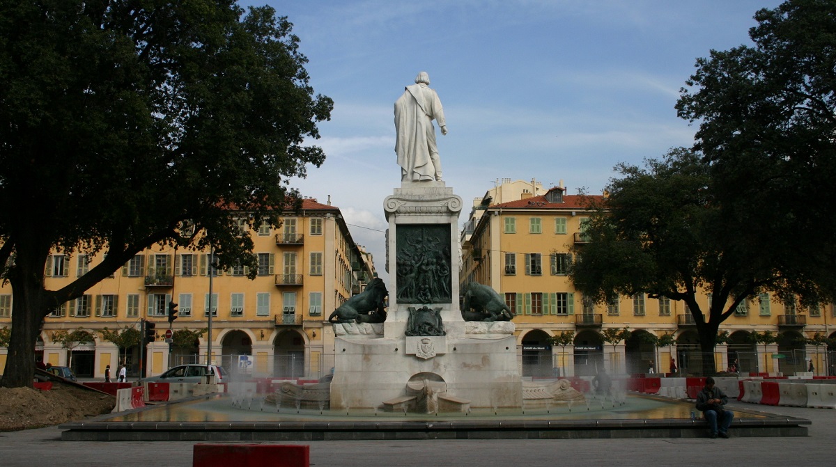Place Garibaldi, Nice