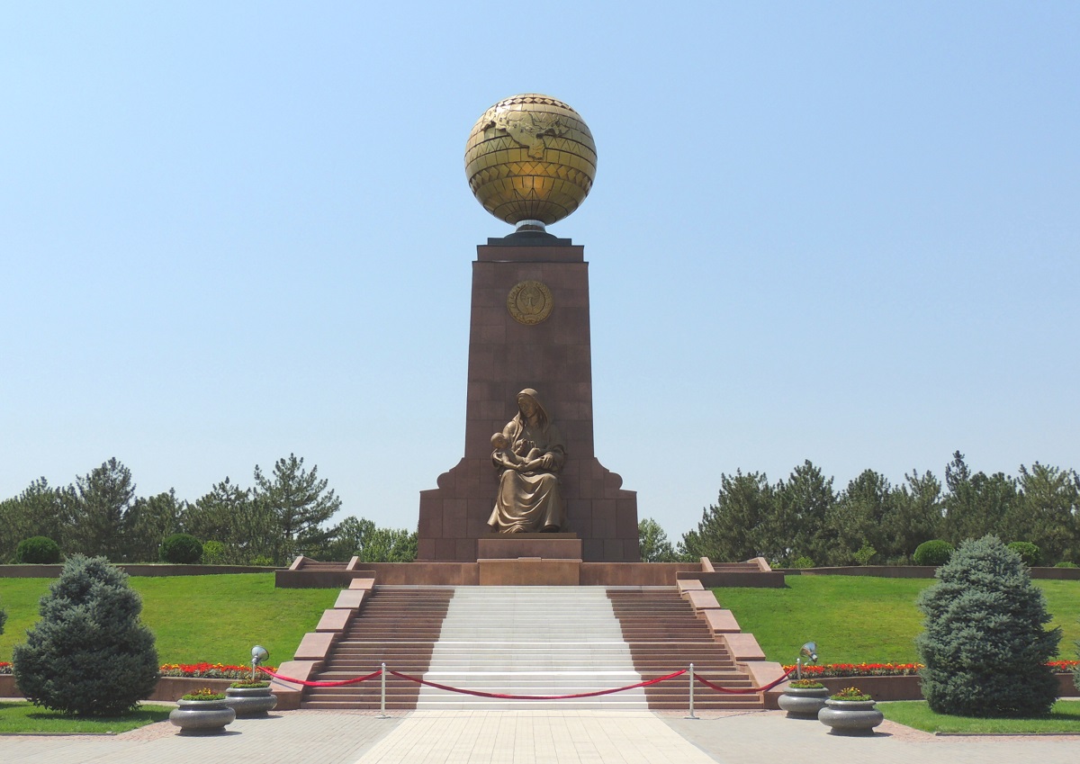 Independence Monument, Tasjkent