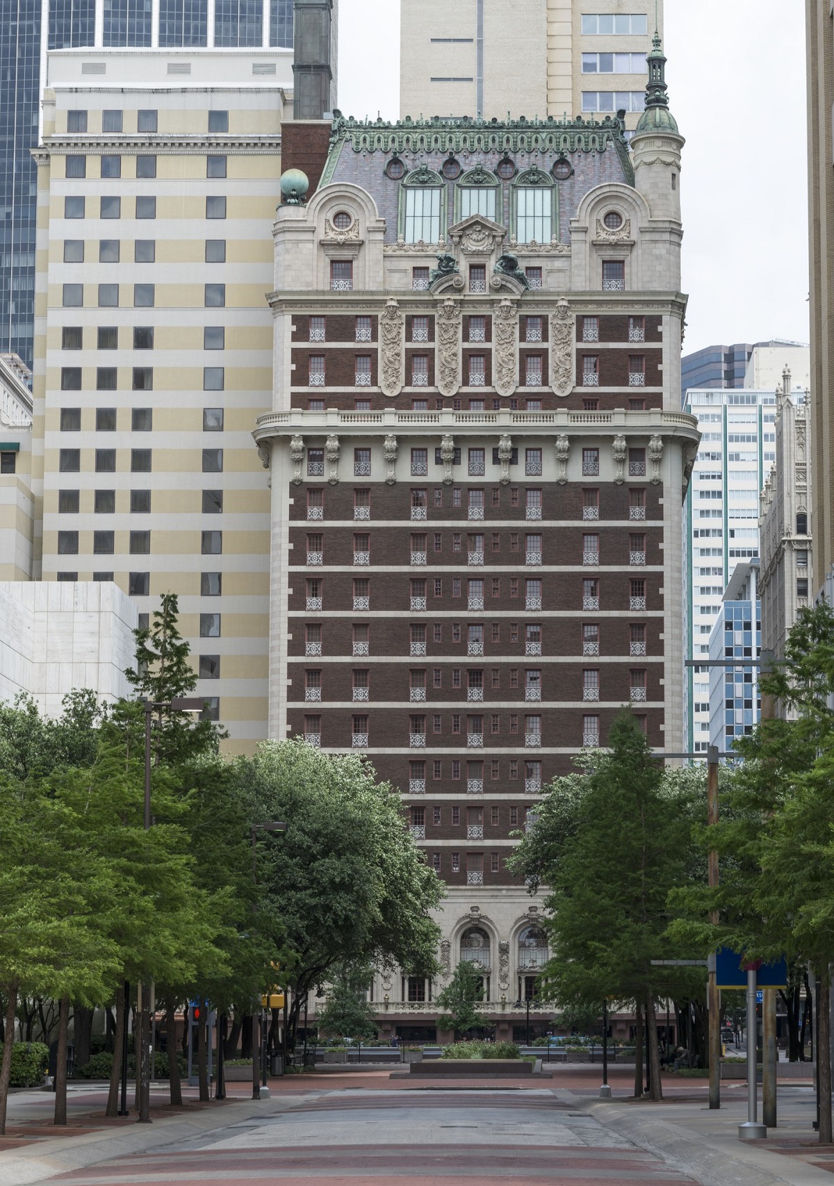 Adolphus Hotel, Dallas