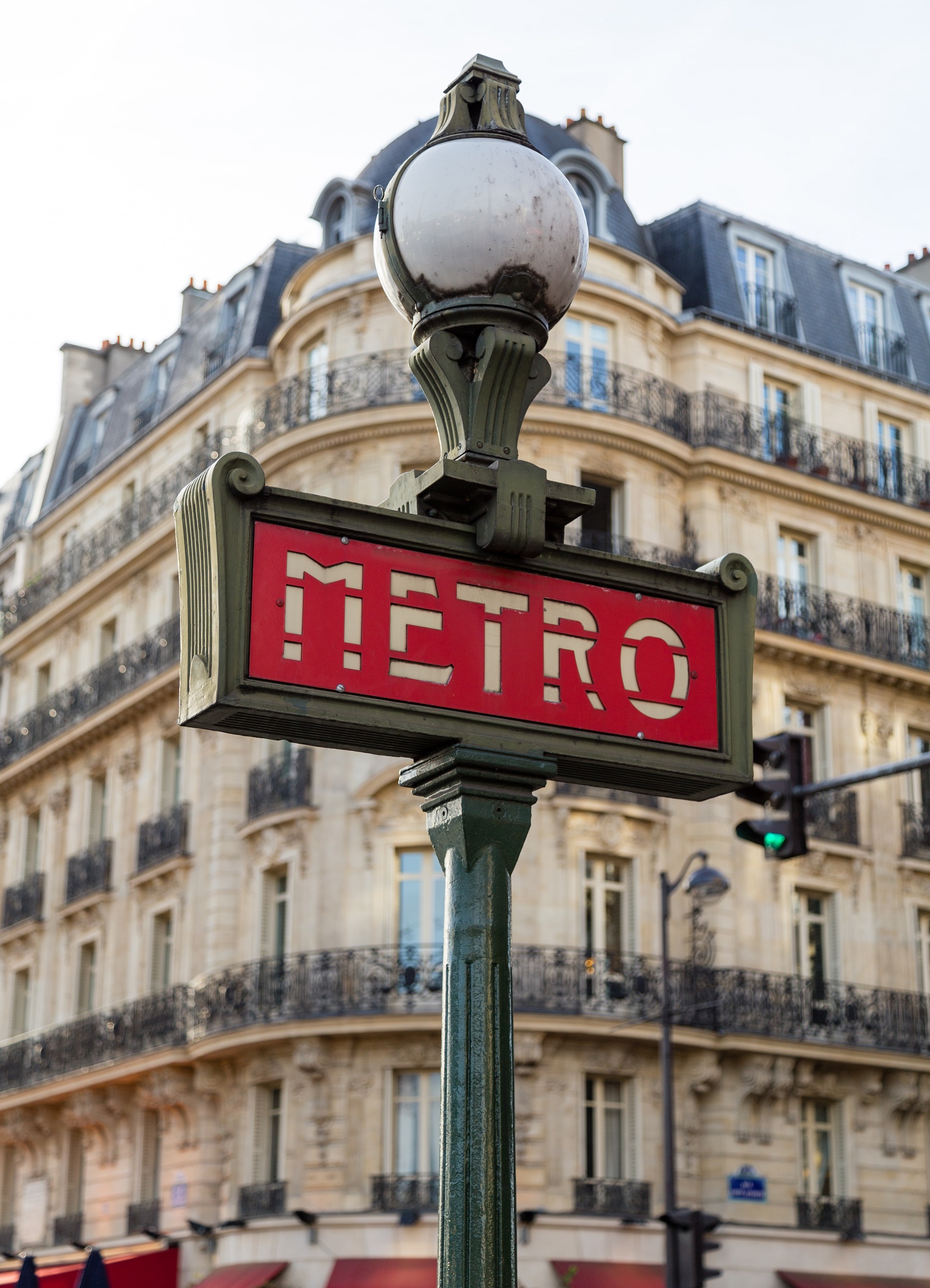 Metro, Paris