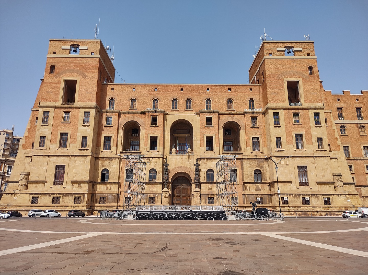 Palazzo del Governo, Taranto